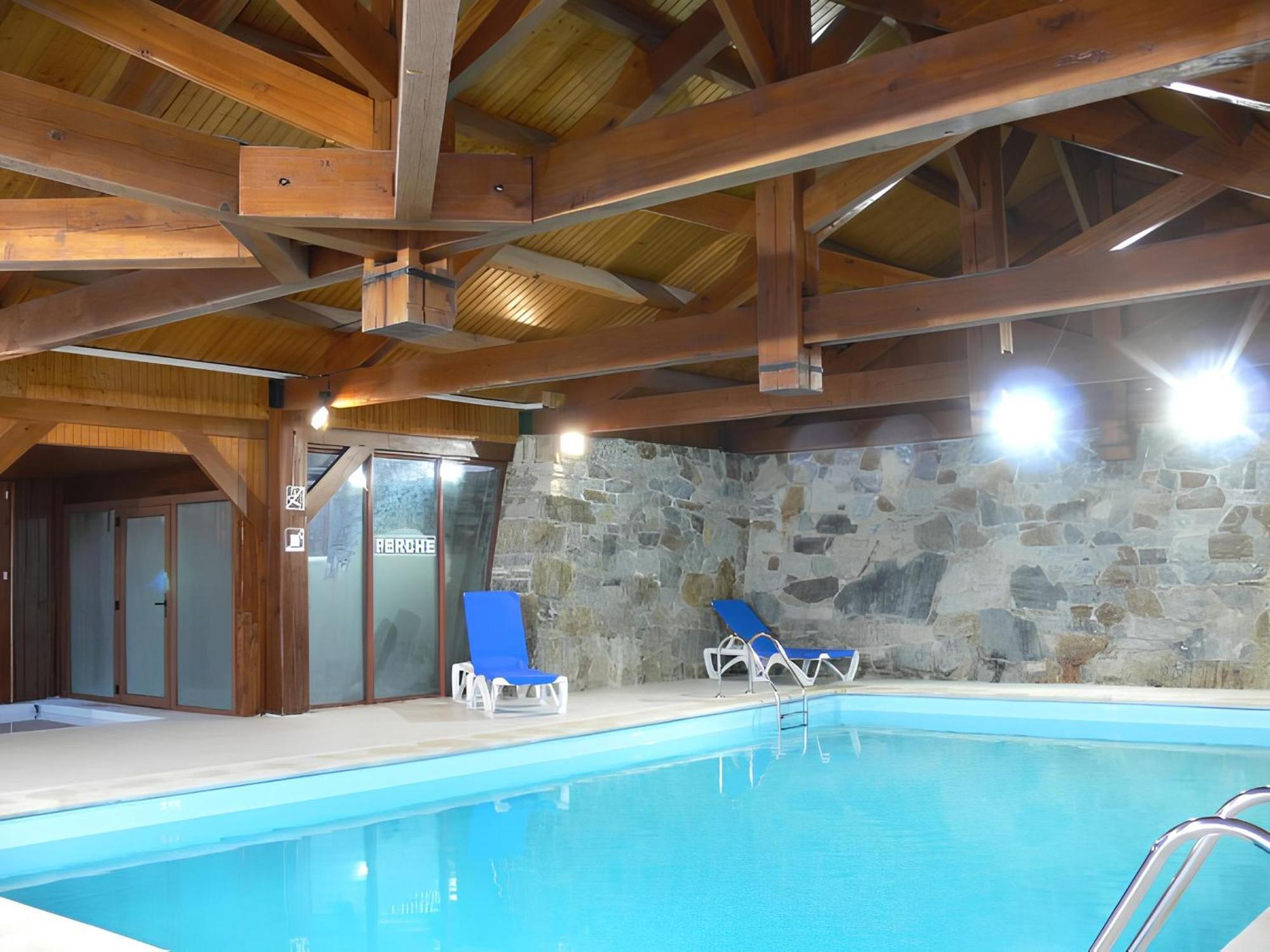Pleine Nature Pied Pistes Piscine Chauffee Ustou Ngoại thất bức ảnh